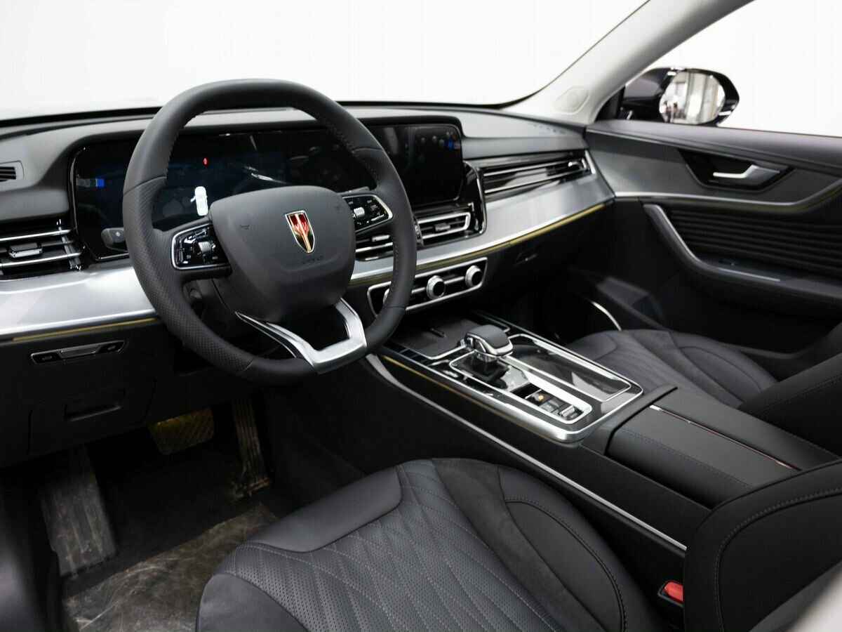 Hongqi HS5