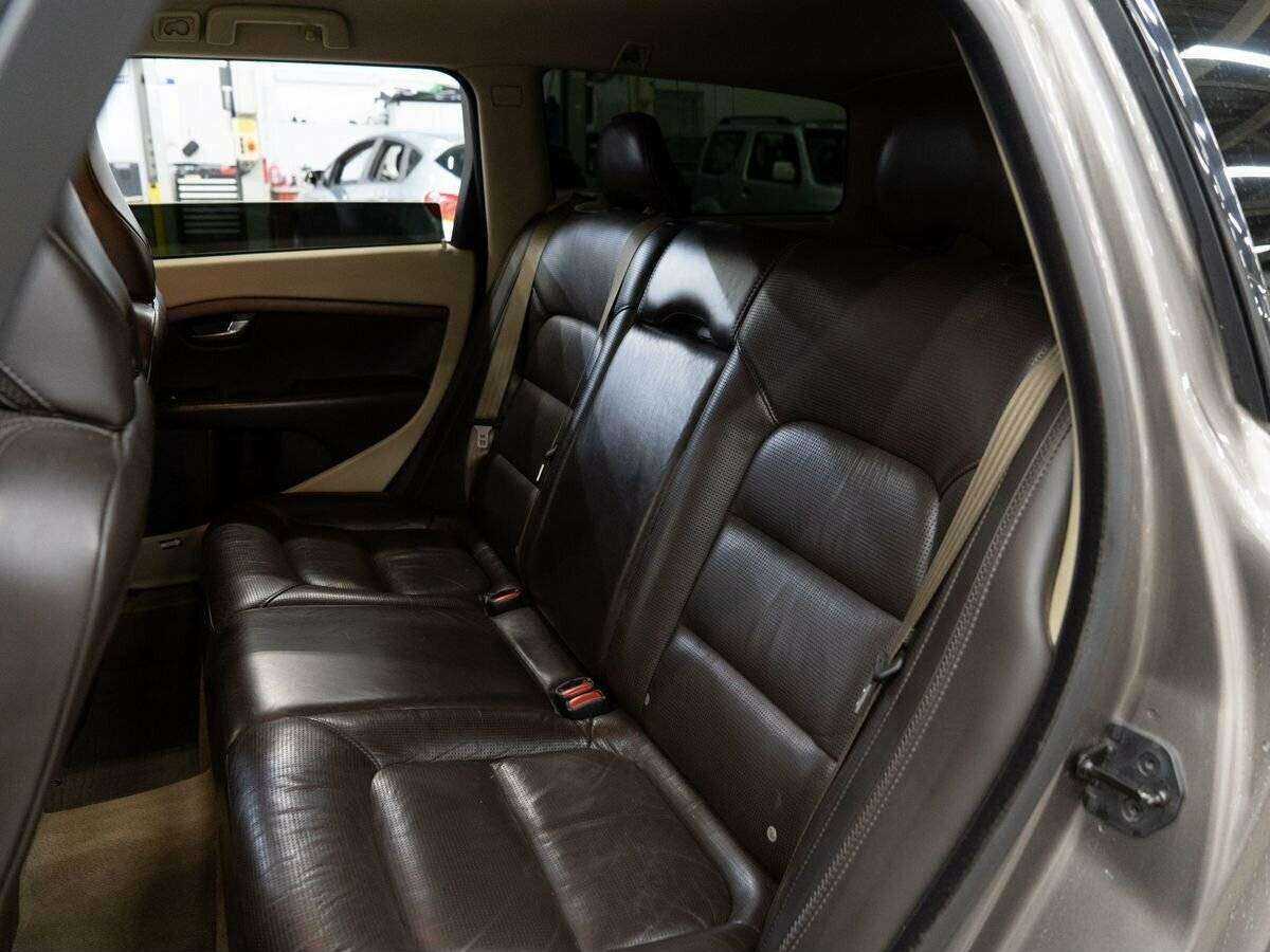 Volvo XC70