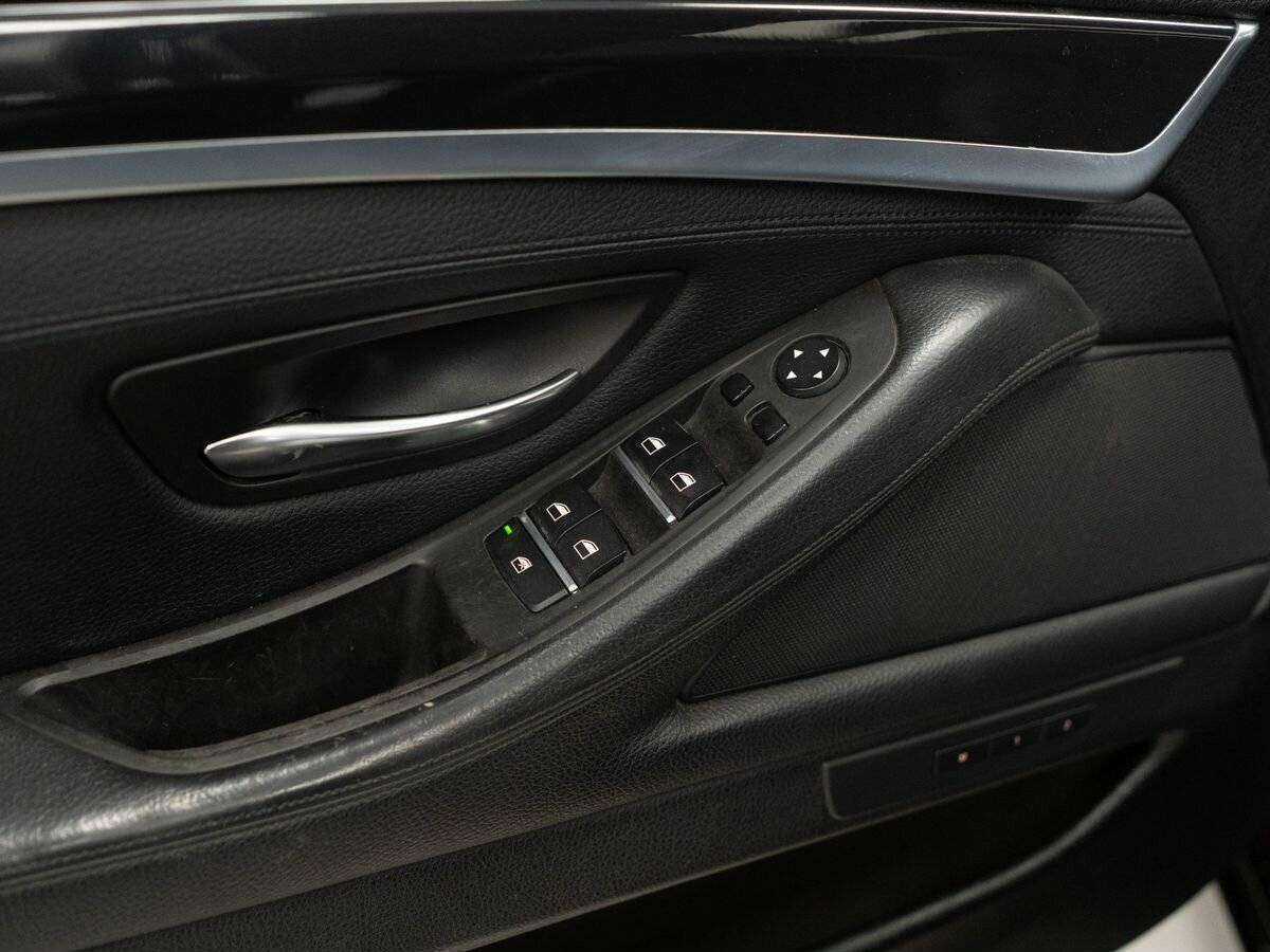 BMW 5 серии 2013