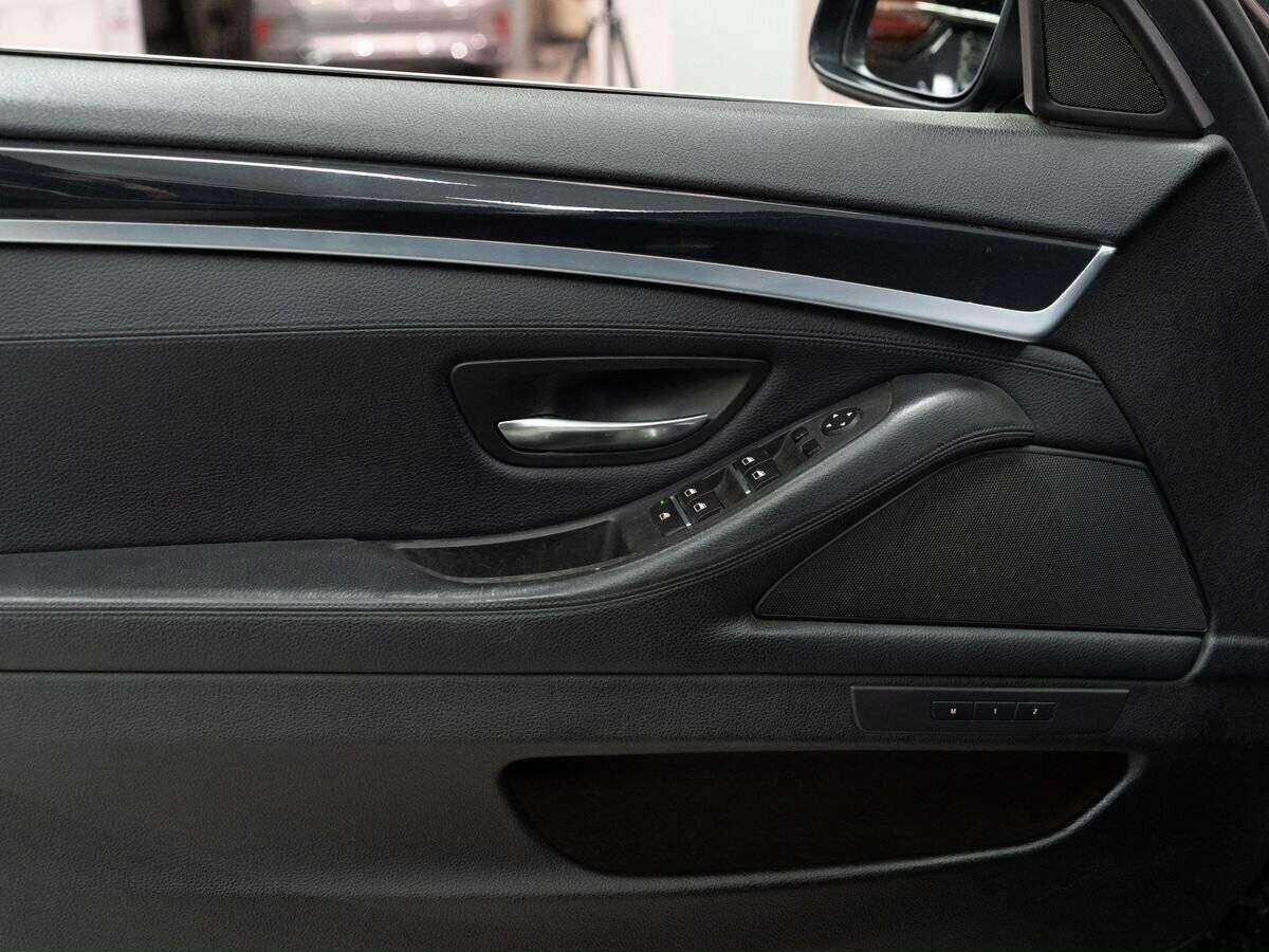 BMW 5 серии 2013