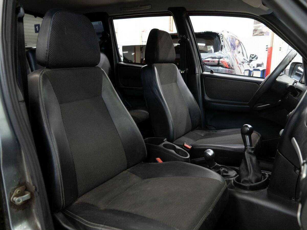 Chevrolet Niva 2011