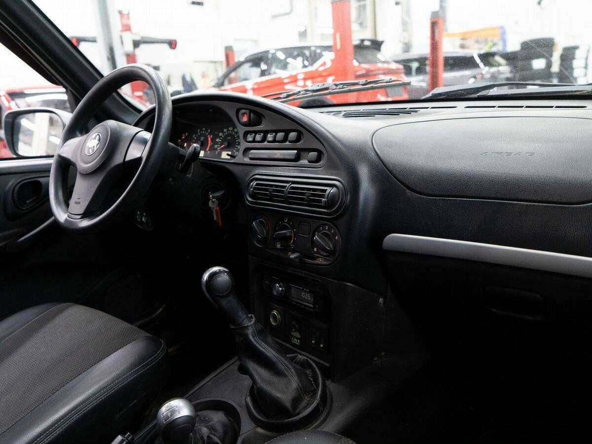Chevrolet Niva 2011