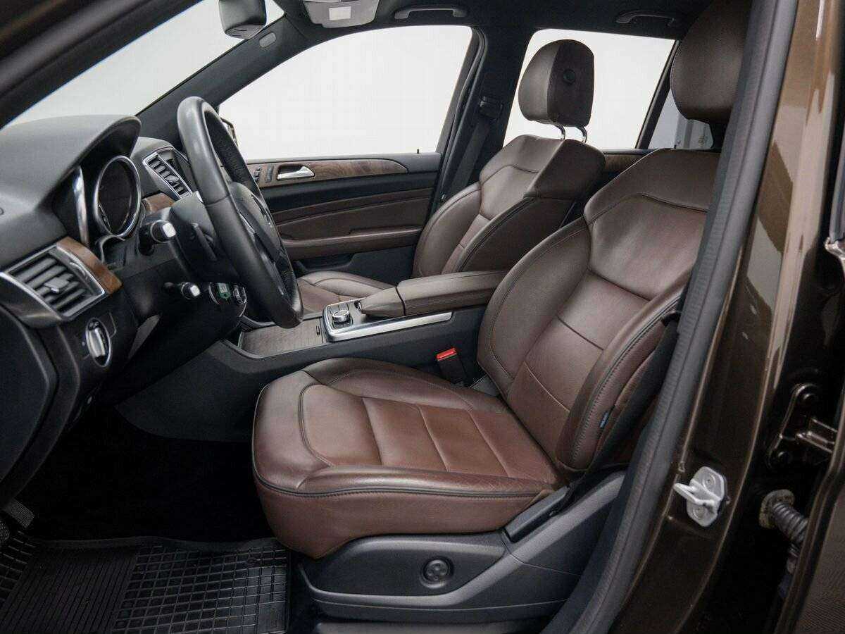 Mercedes-Benz M-Класс 2013