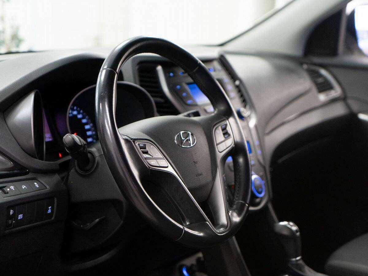 Hyundai Santa Fe 2013