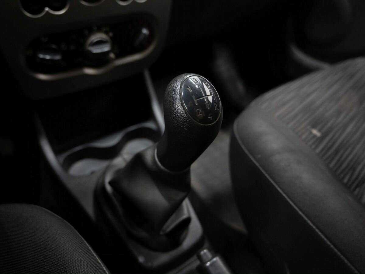 Renault Logan 2010