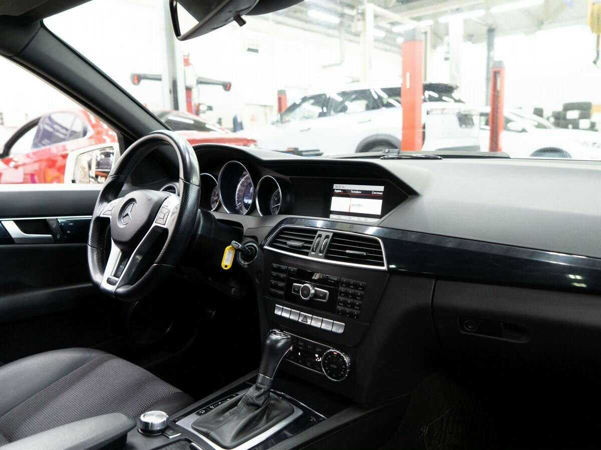Mercedes-Benz C-Класс 2012