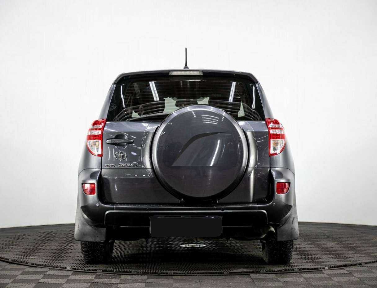 Toyota RAV4 2011