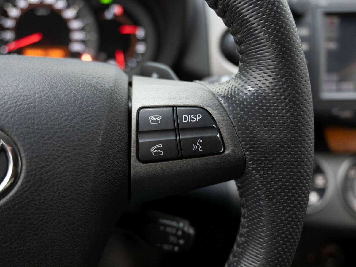 Toyota RAV4 2011