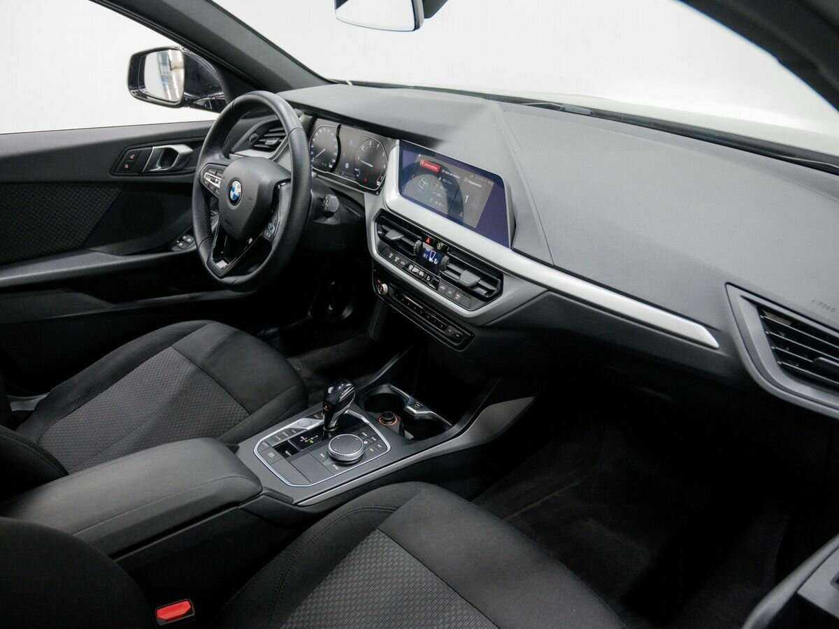 BMW 1 серии 2019