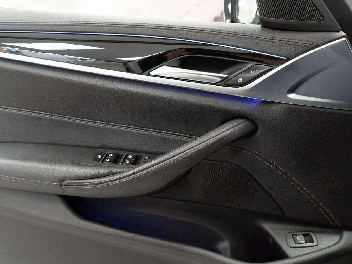 BMW 5 серии 2018
