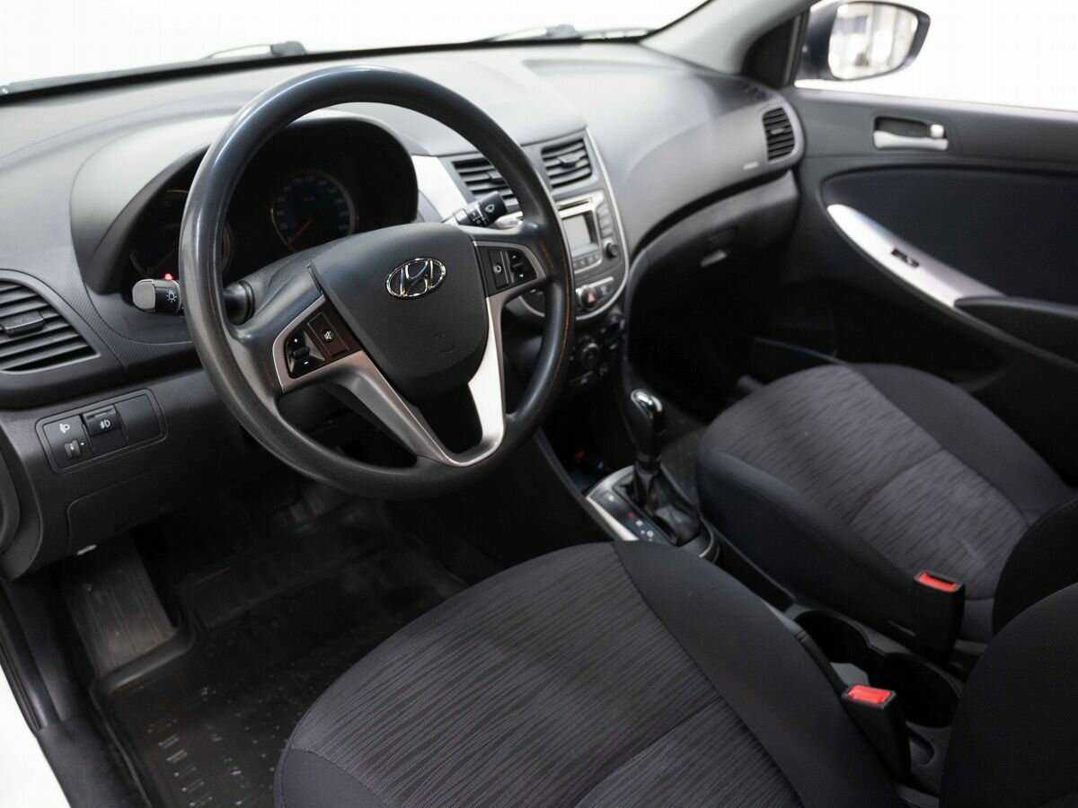 Hyundai Solaris 2014