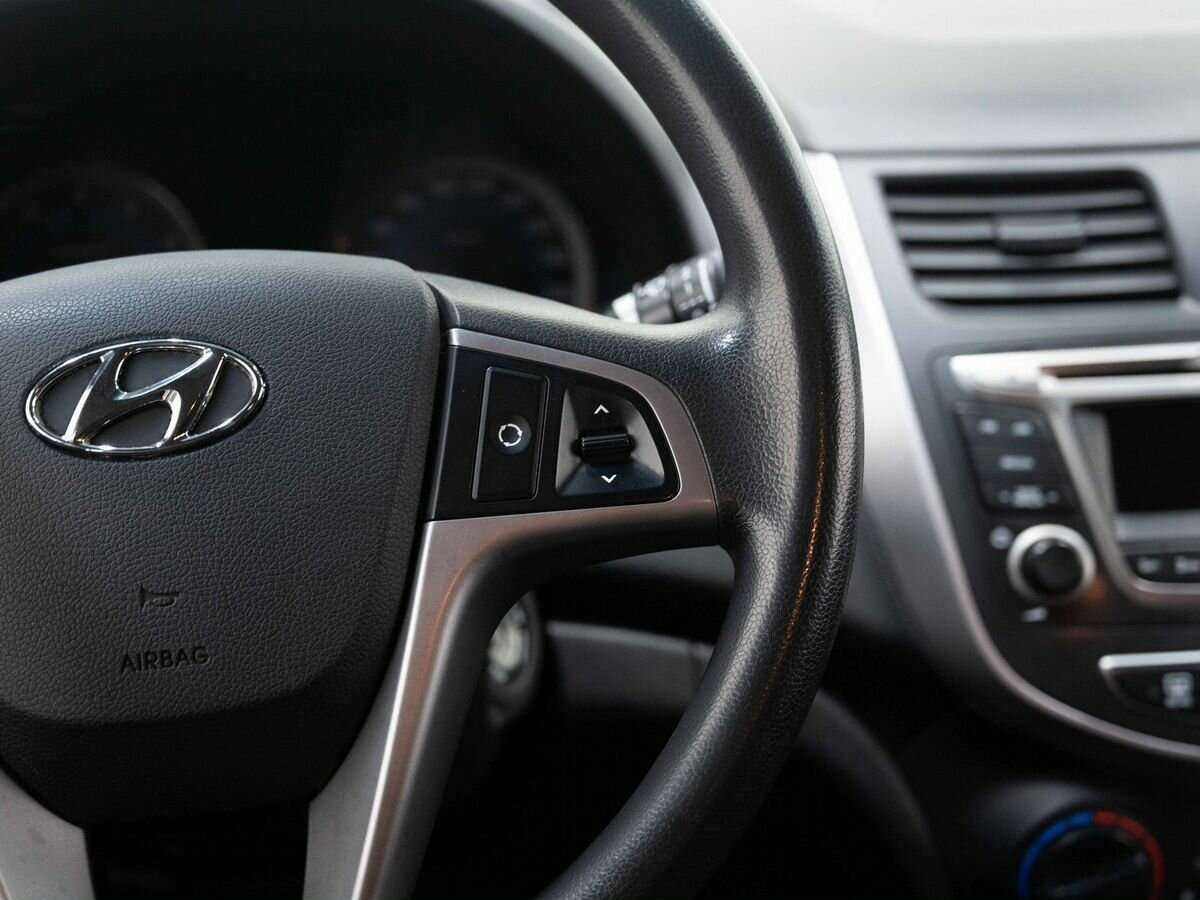 Hyundai Solaris 2014