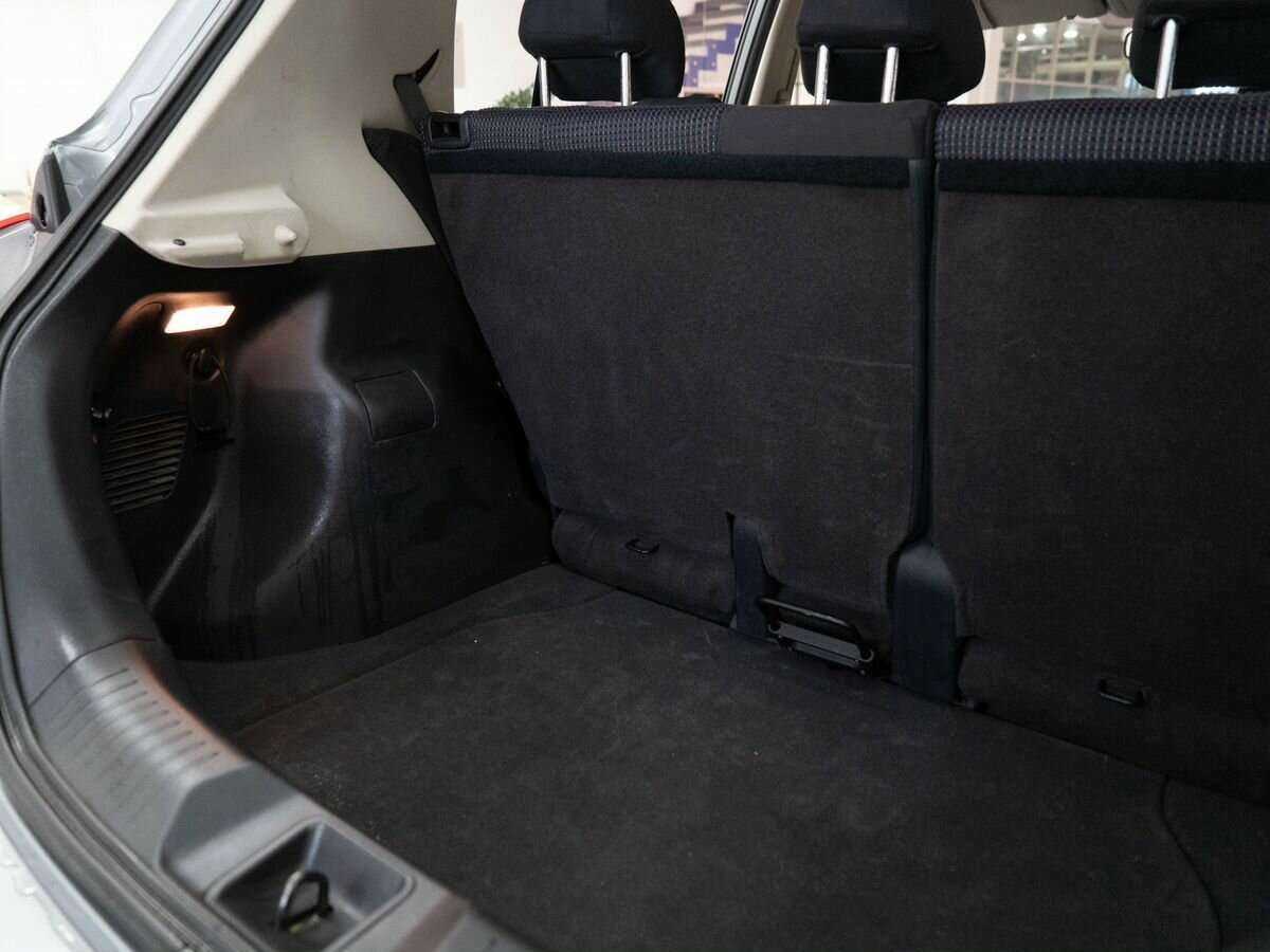 Nissan Tiida 2011