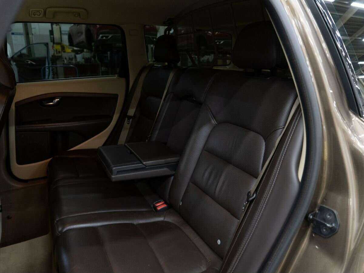 Volvo XC70 2012