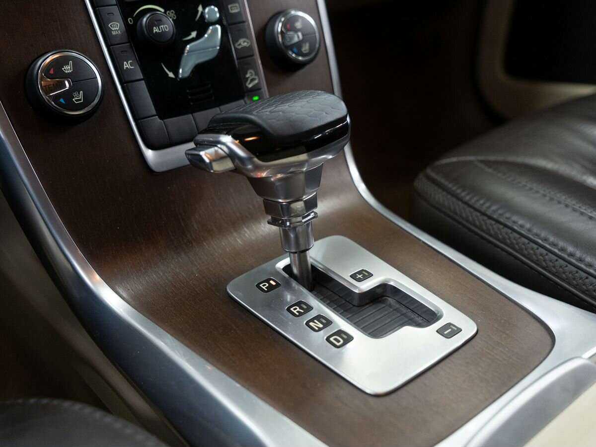 Volvo XC70 2012