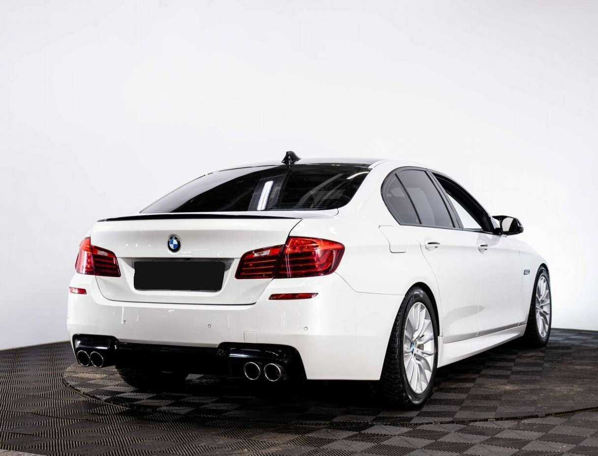 BMW 5 серии 2016
