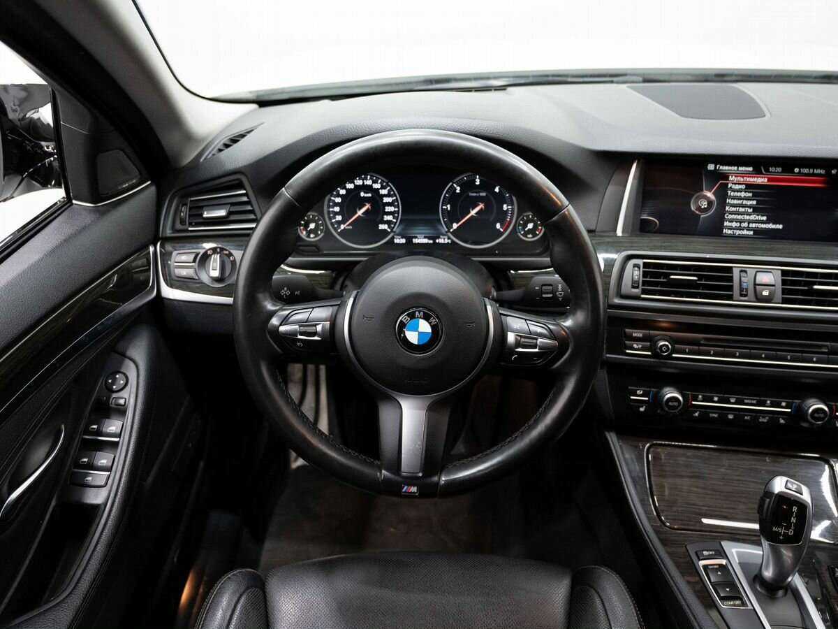 BMW 5 серии 2016