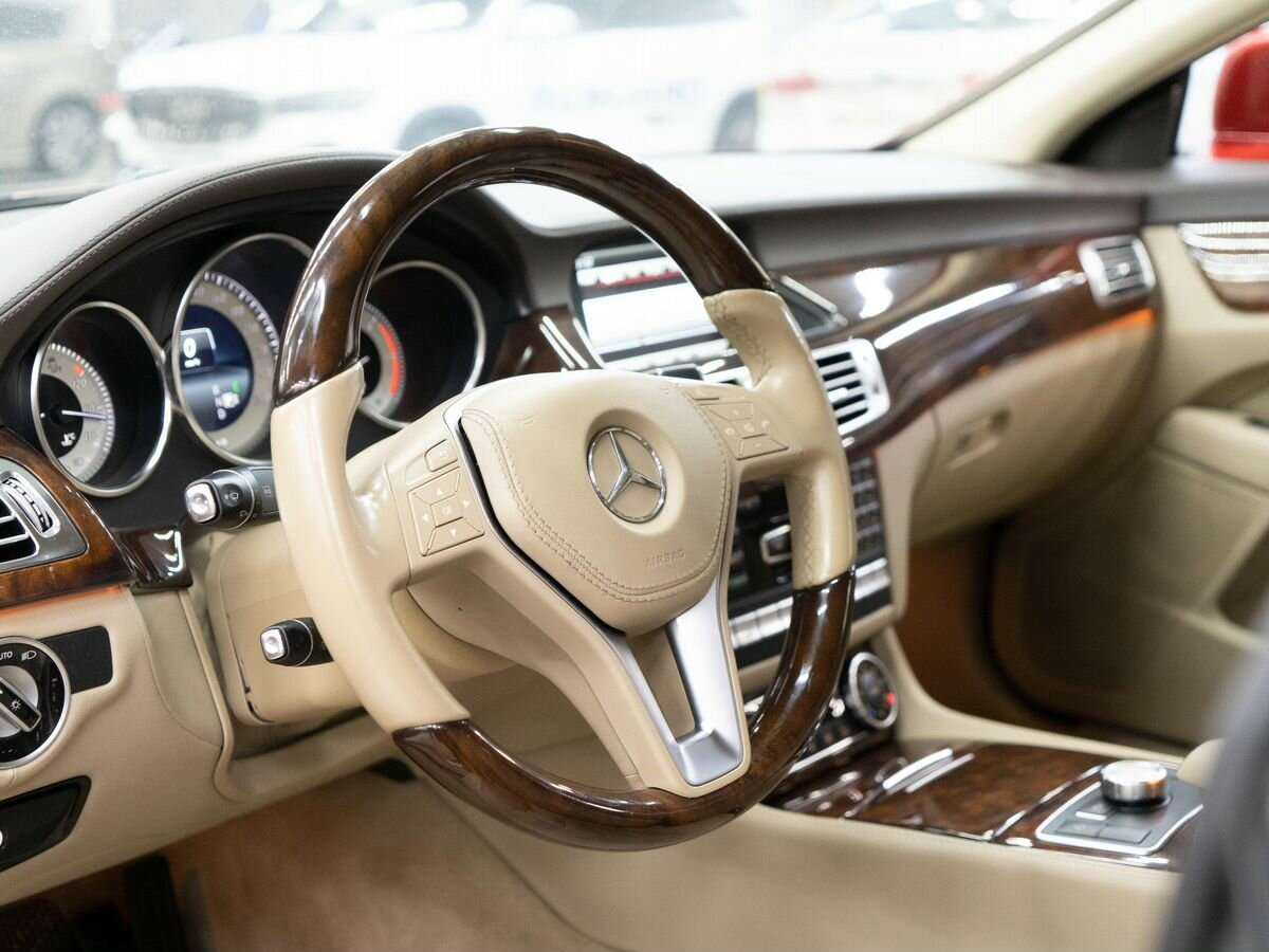 Mercedes-Benz CLS