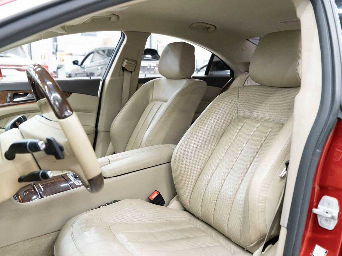 Mercedes-Benz CLS