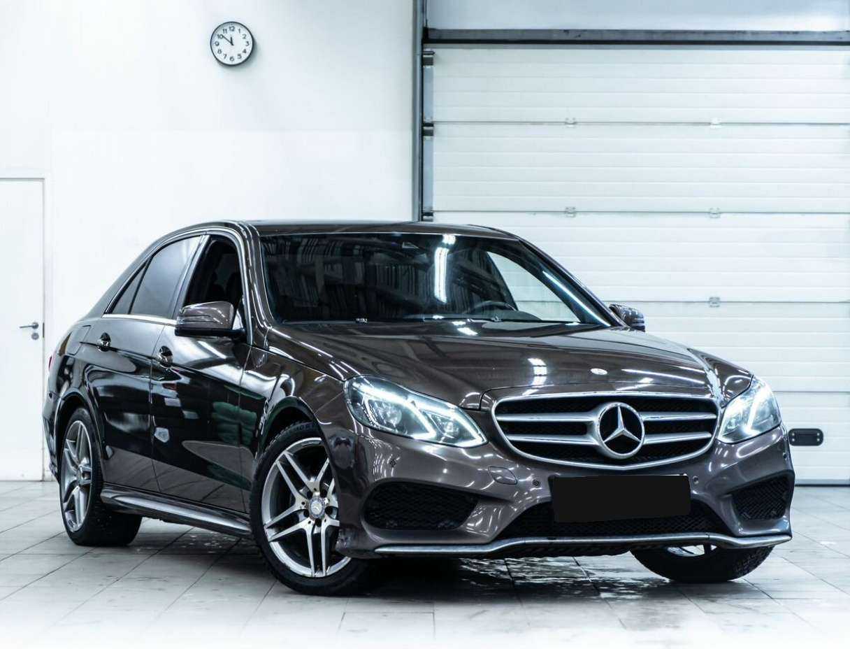 Mercedes-Benz E-Класс 2013