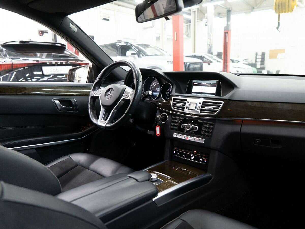Mercedes-Benz E-Класс 2013