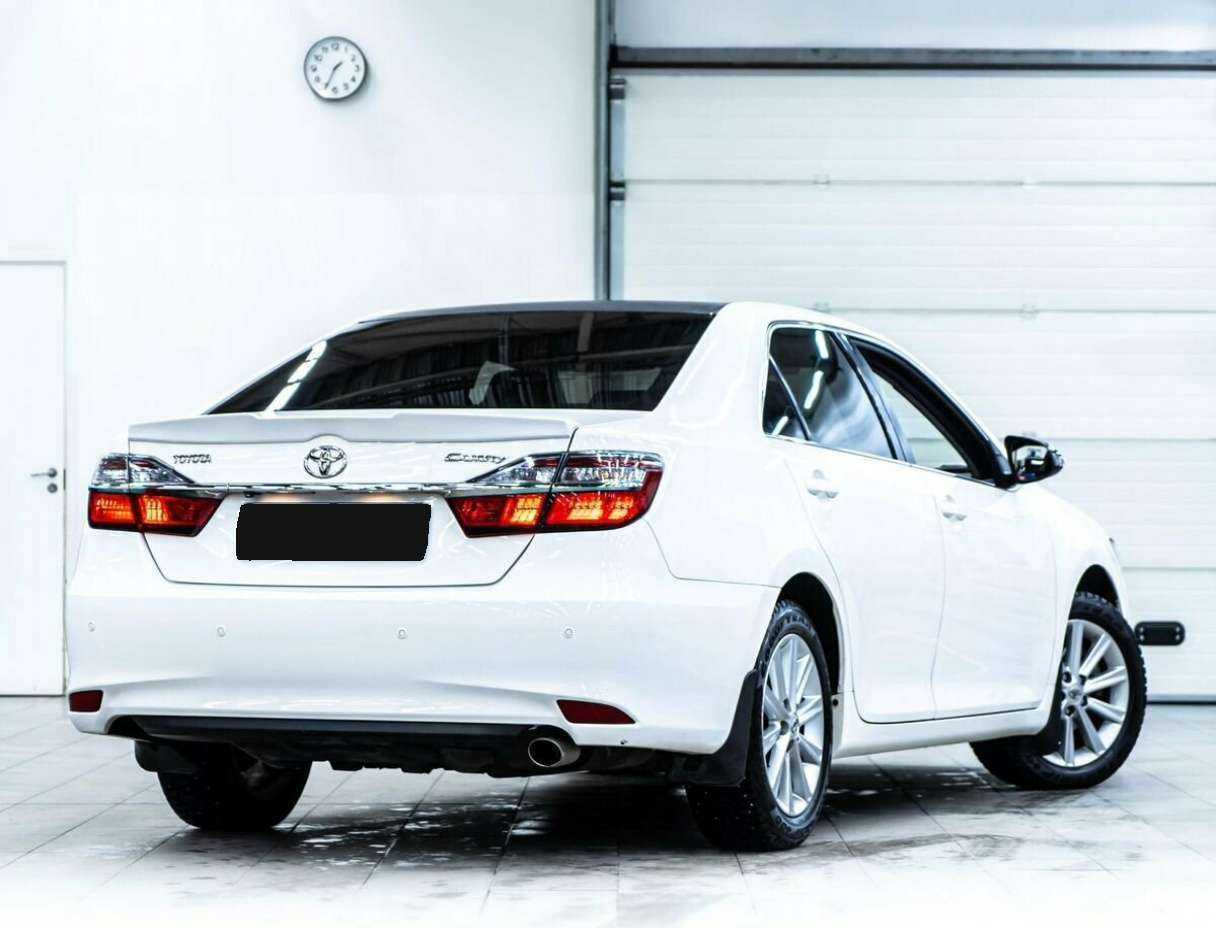Toyota Camry 2016
