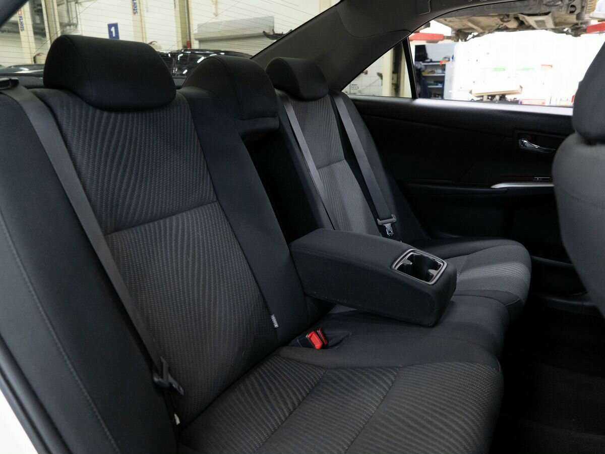 Toyota Camry 2016