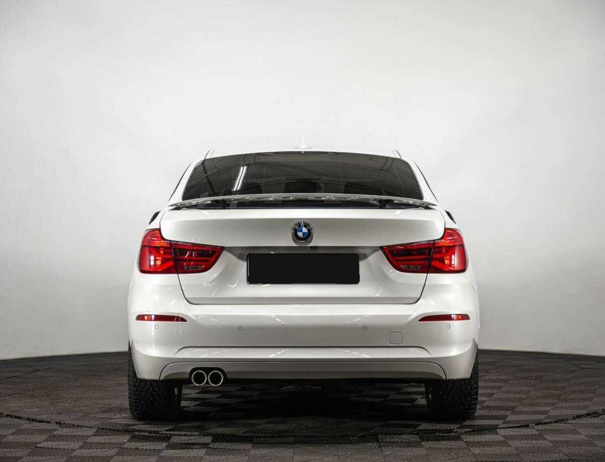 BMW 3 серии 2017
