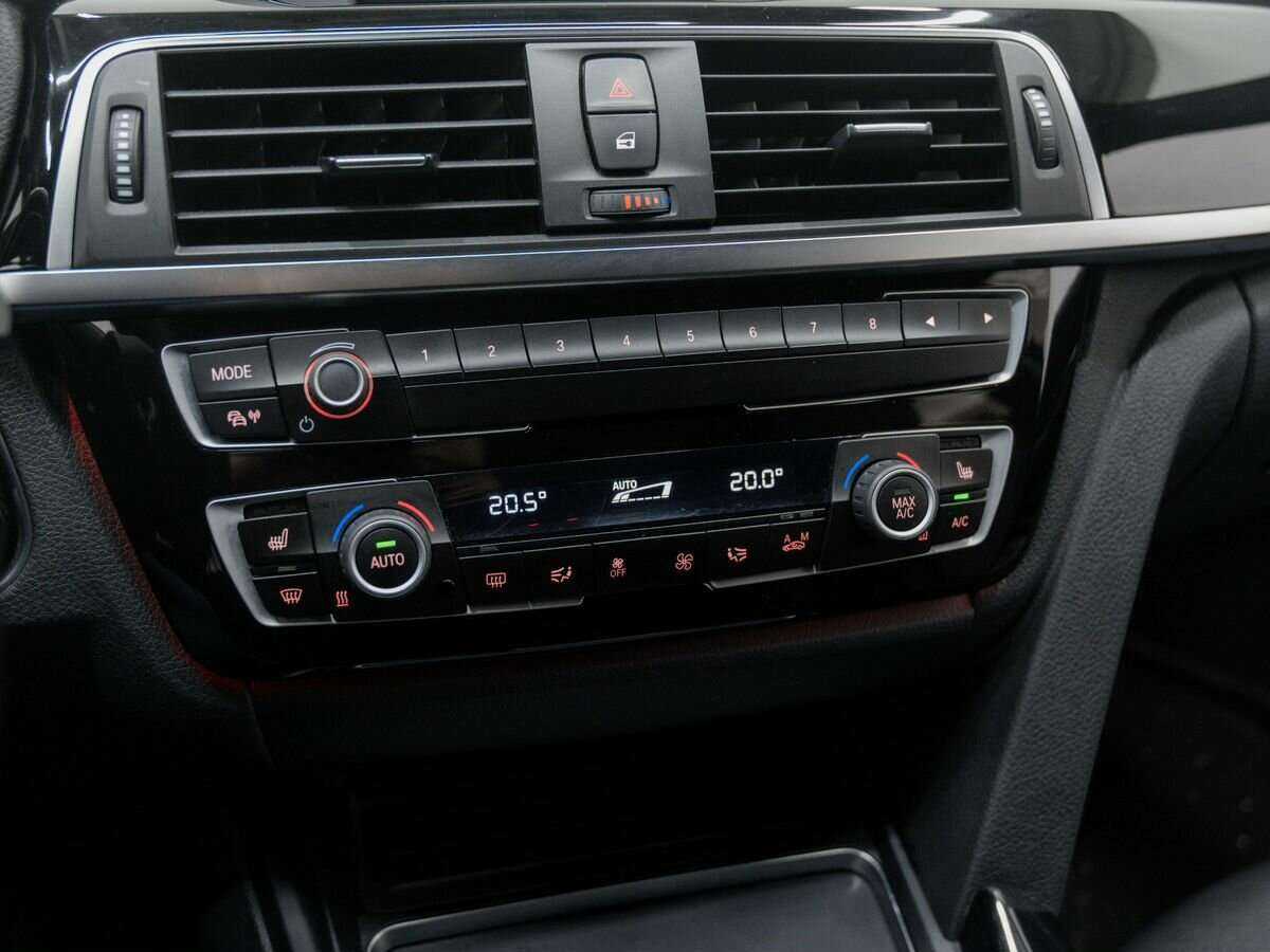 BMW 3 серии 2017