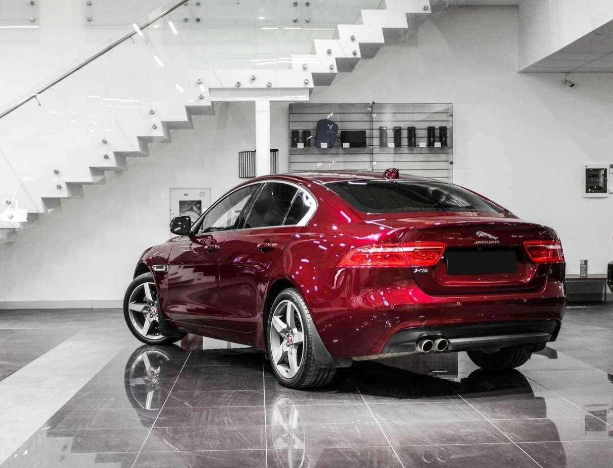Jaguar XE