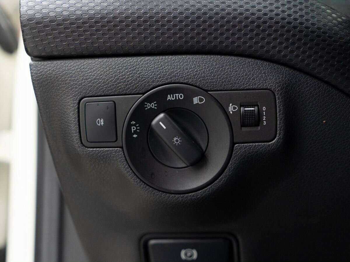 Mercedes-Benz A-Класс 2016
