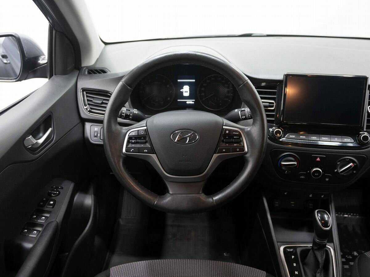 Hyundai Solaris 2021