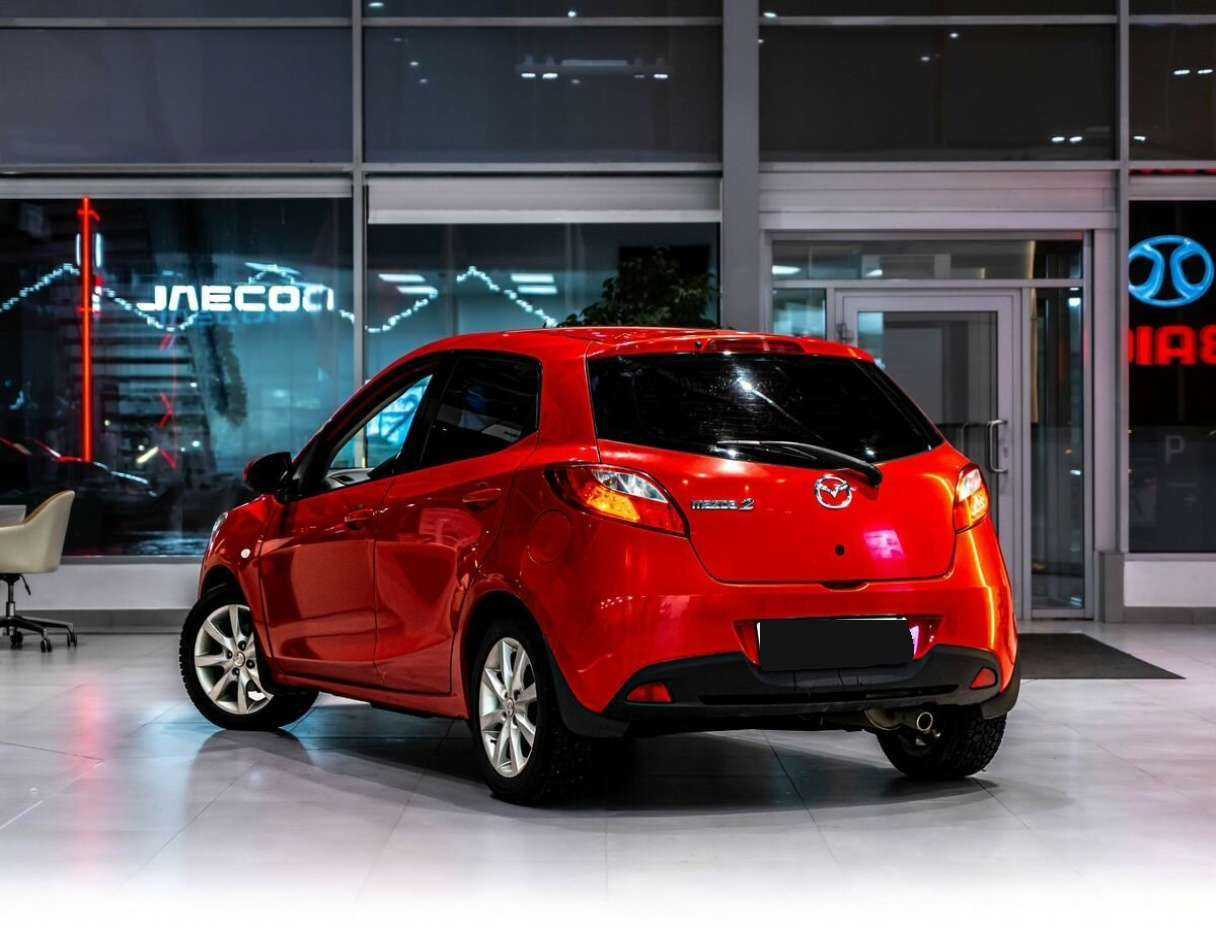Mazda 2