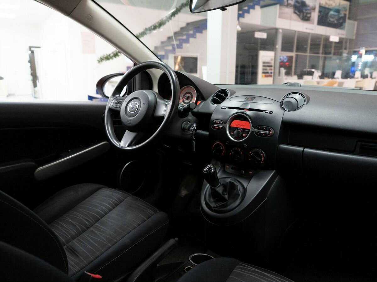 Mazda 2 2008
