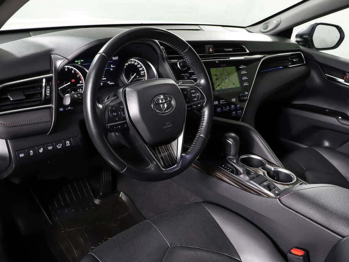 Toyota Camry 2020