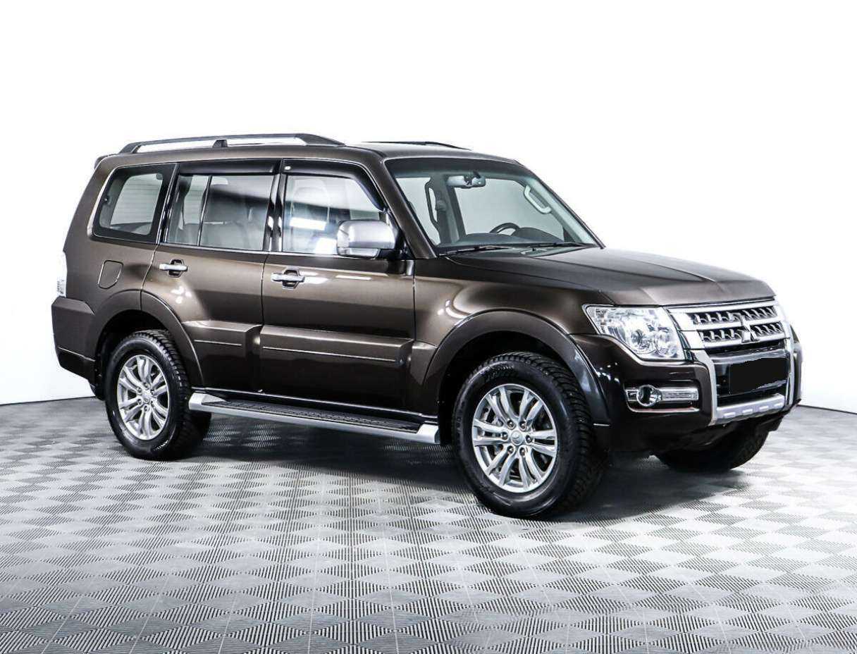 Mitsubishi Pajero 2017