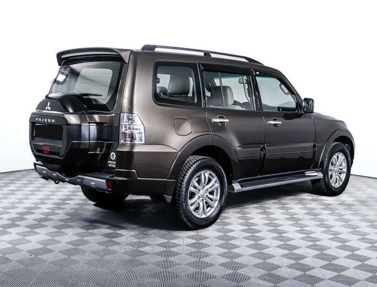 Mitsubishi Pajero 2017
