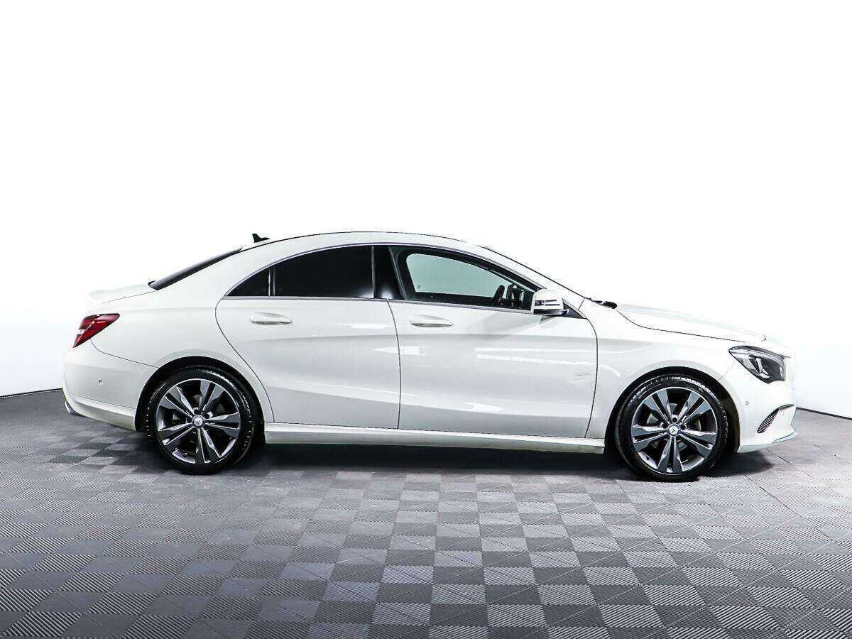 Mercedes-Benz CLA