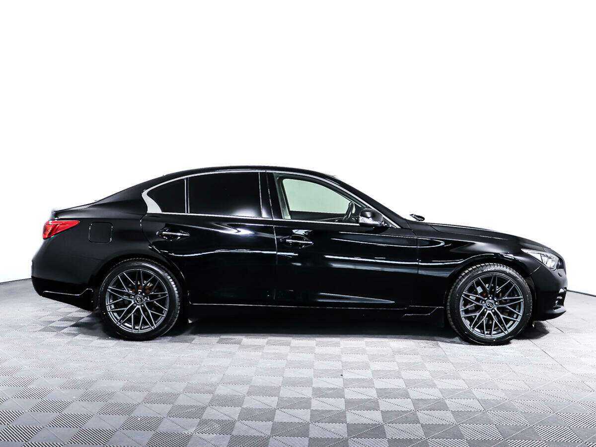 Infiniti Q50