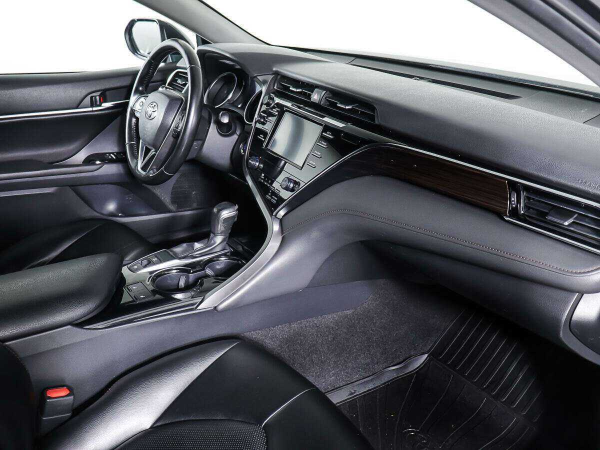 Toyota Camry 2018
