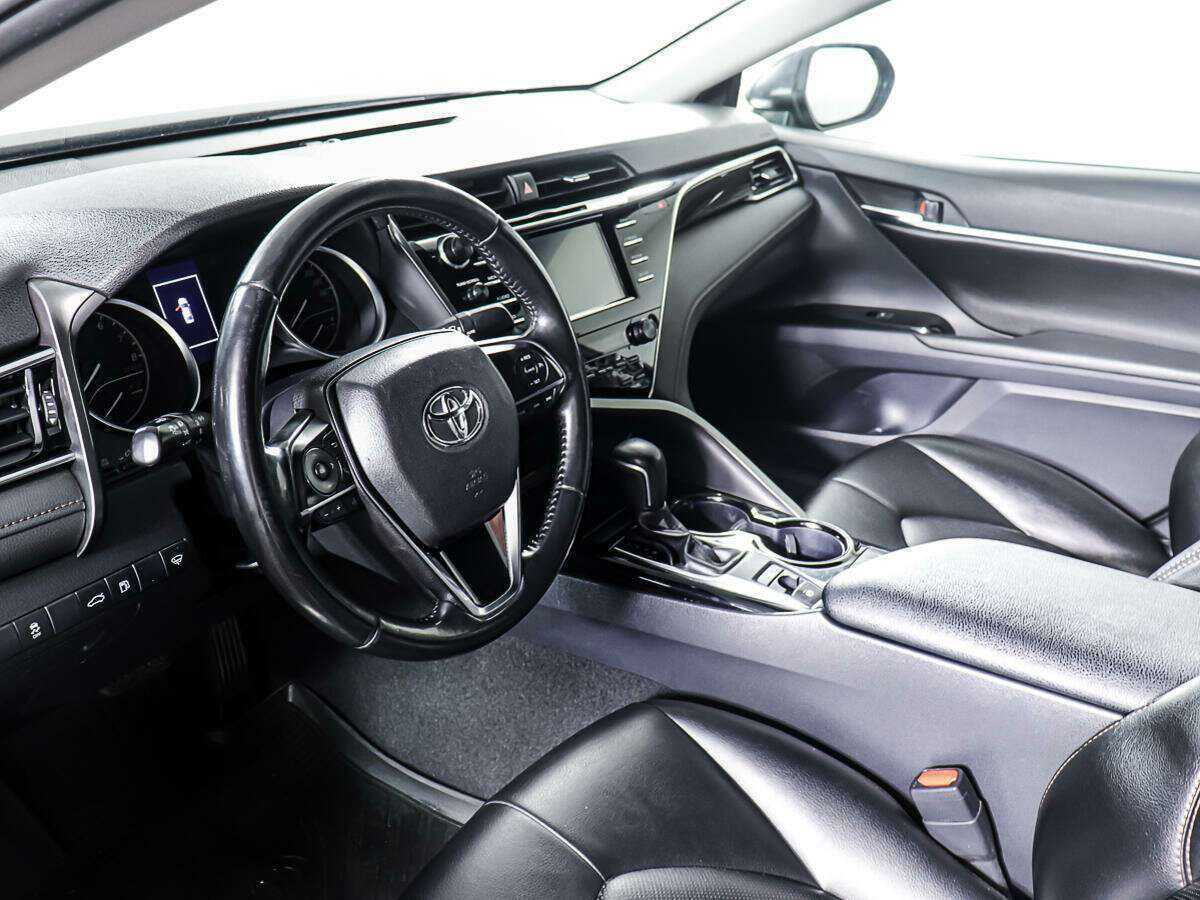 Toyota Camry 2018