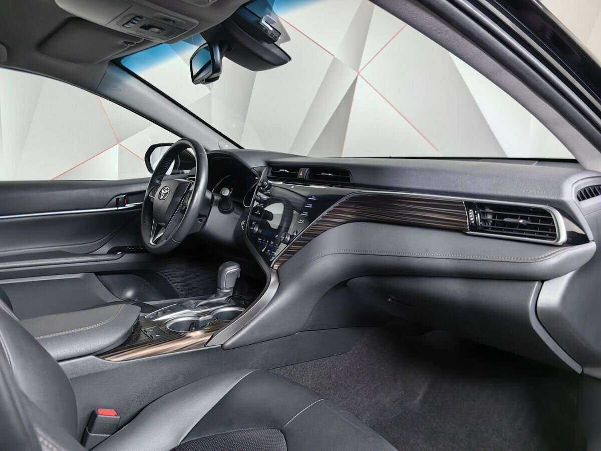 Toyota Camry 2020