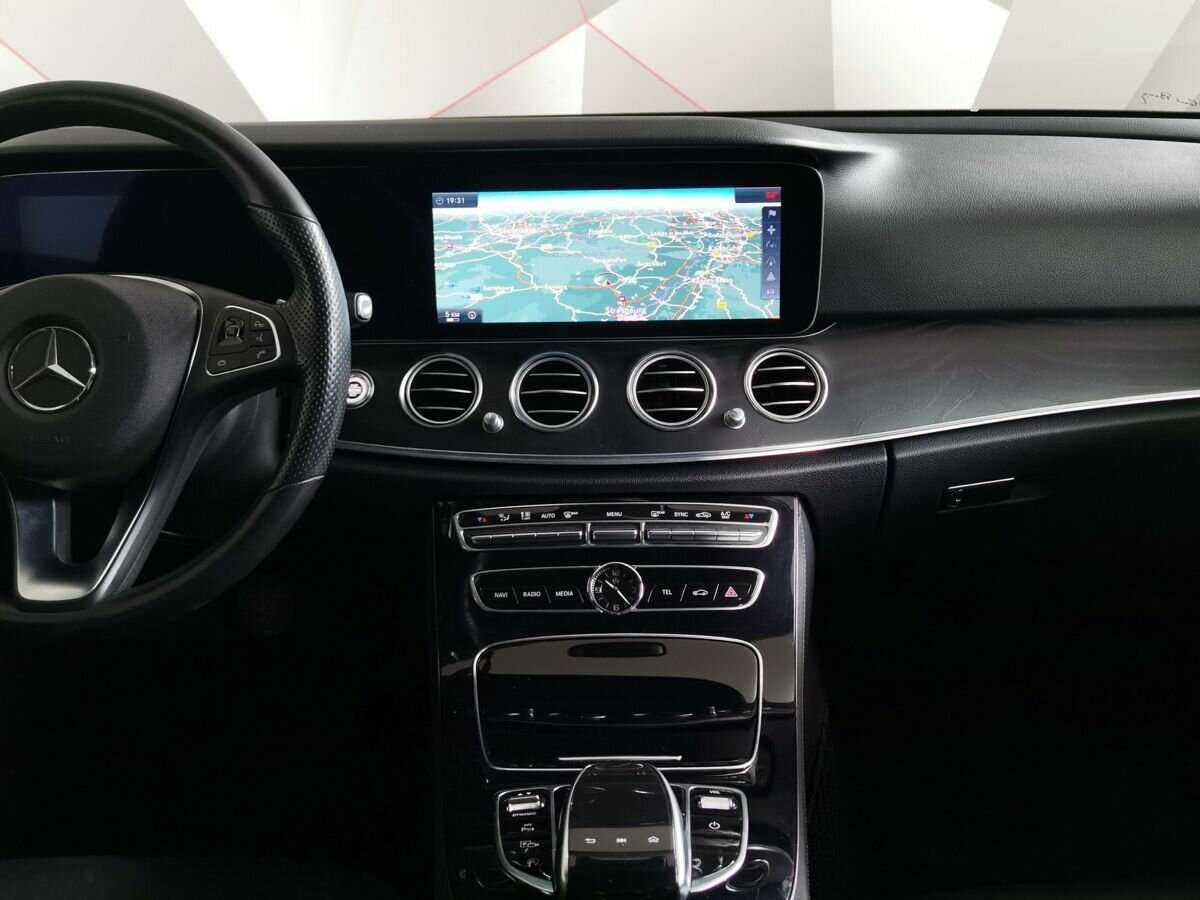 Mercedes-Benz E-Класс 2017