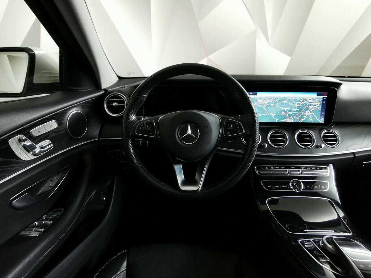 Mercedes-Benz E-Класс 2017