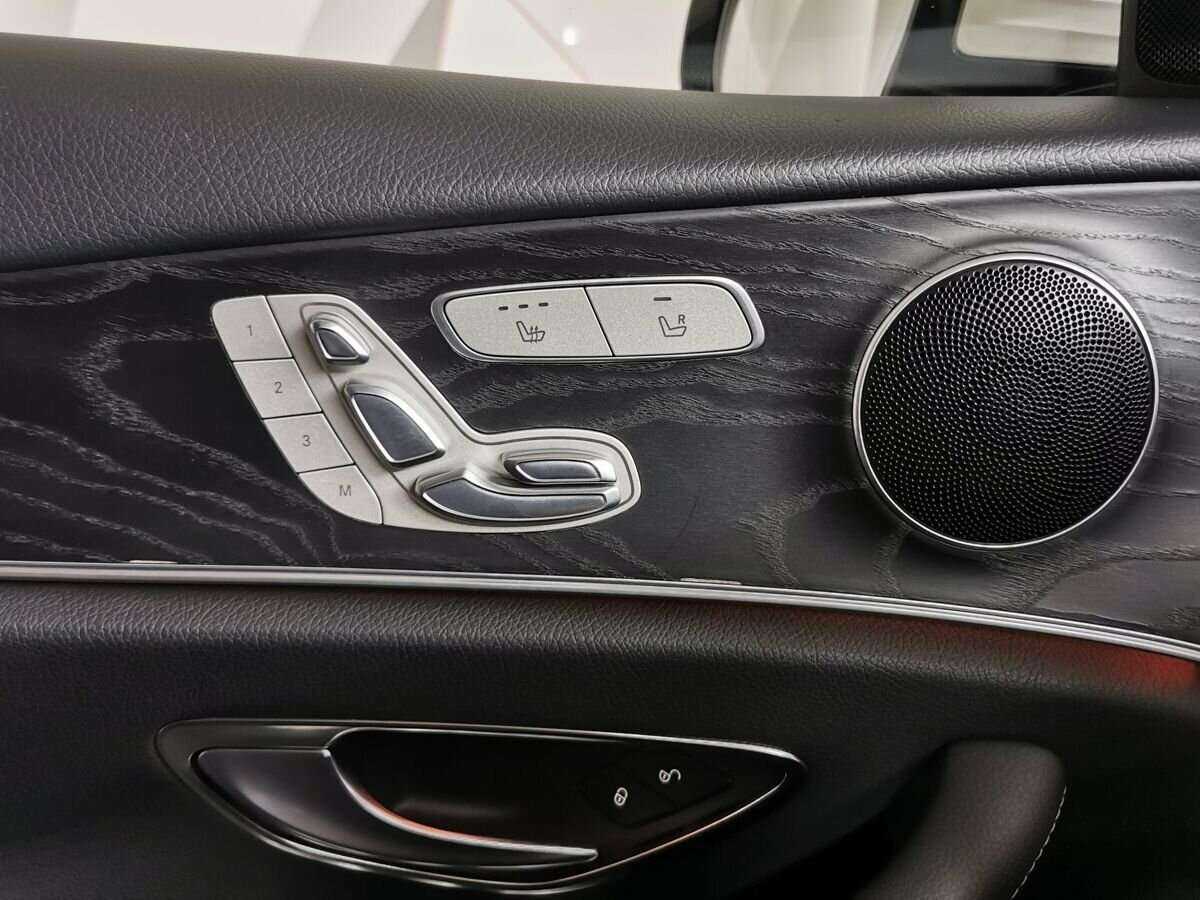 Mercedes-Benz E-Класс 2017