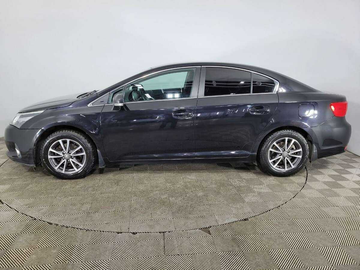 Toyota Avensis 2012