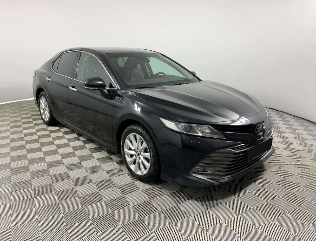 Toyota Camry 2019