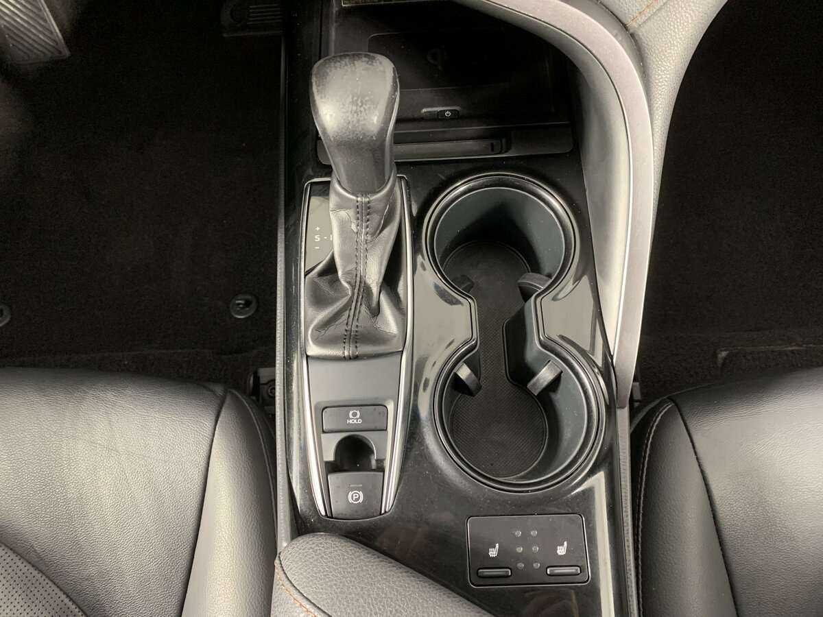 Toyota Camry 2020