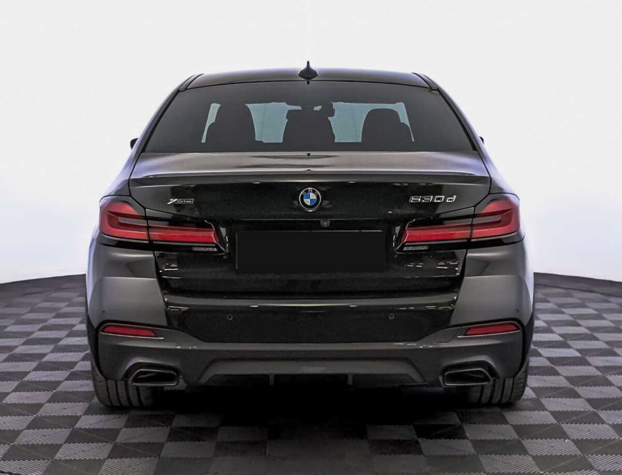 BMW 5 серии 2021