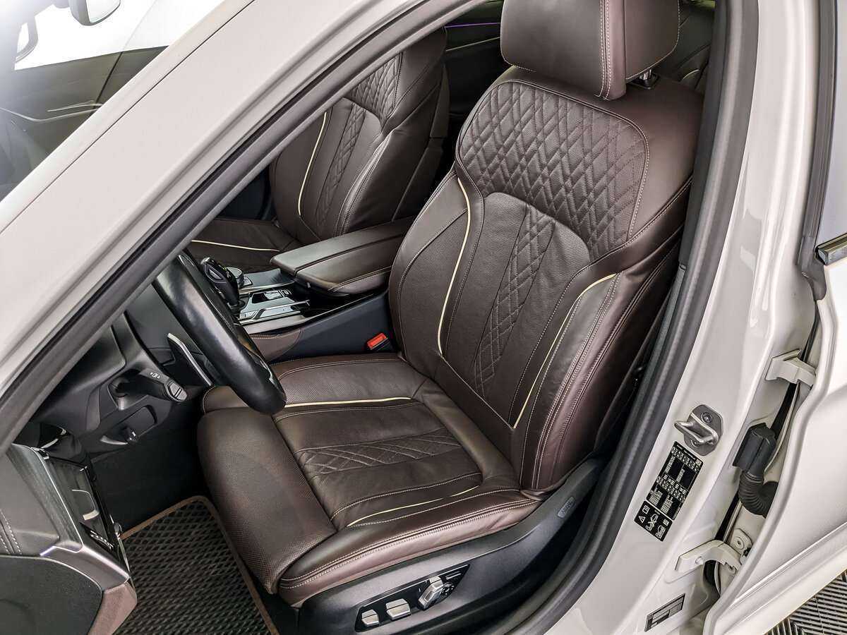 BMW 5 серии 2020